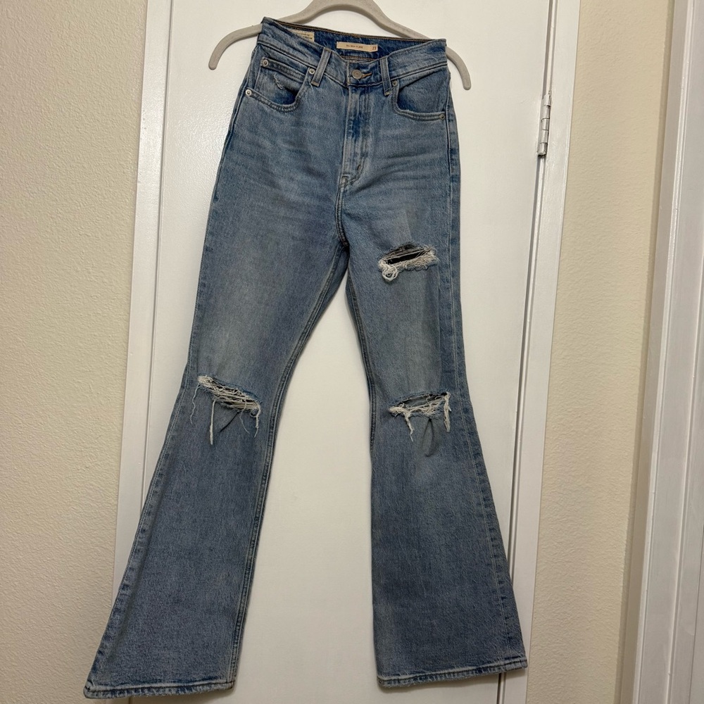 Levi’s Premium 70s High Flare